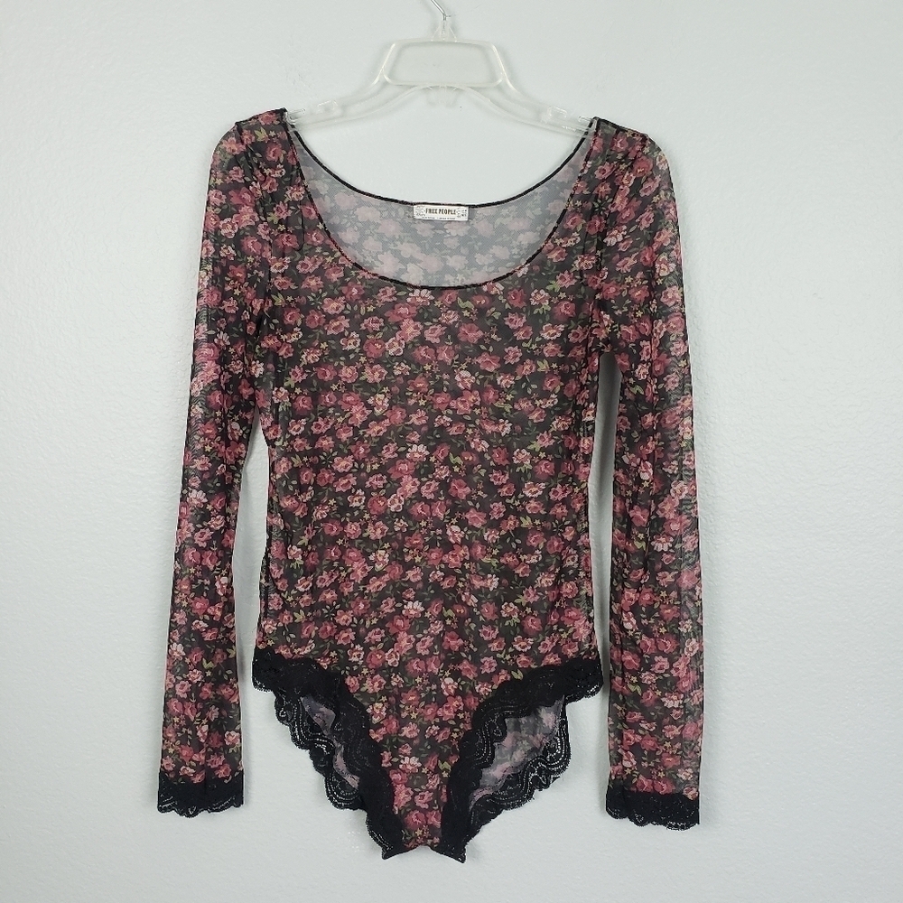 FREE PEOPLE Mesh Long Sleeve Floral Lace Trim Bodysuit Sz M/L Black Pink